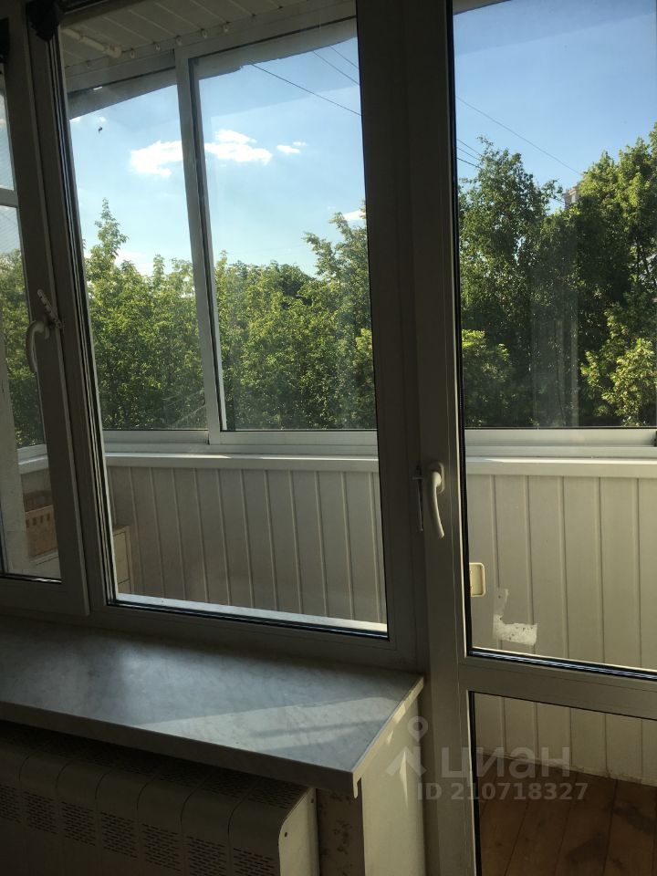 Аренда 1-комн квартиры на вторичном рынке Первомайская улица, 9