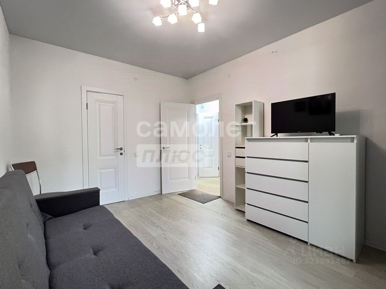 Аренда 1-комн квартиры на вторичном рынке улица Логинова, 5к1