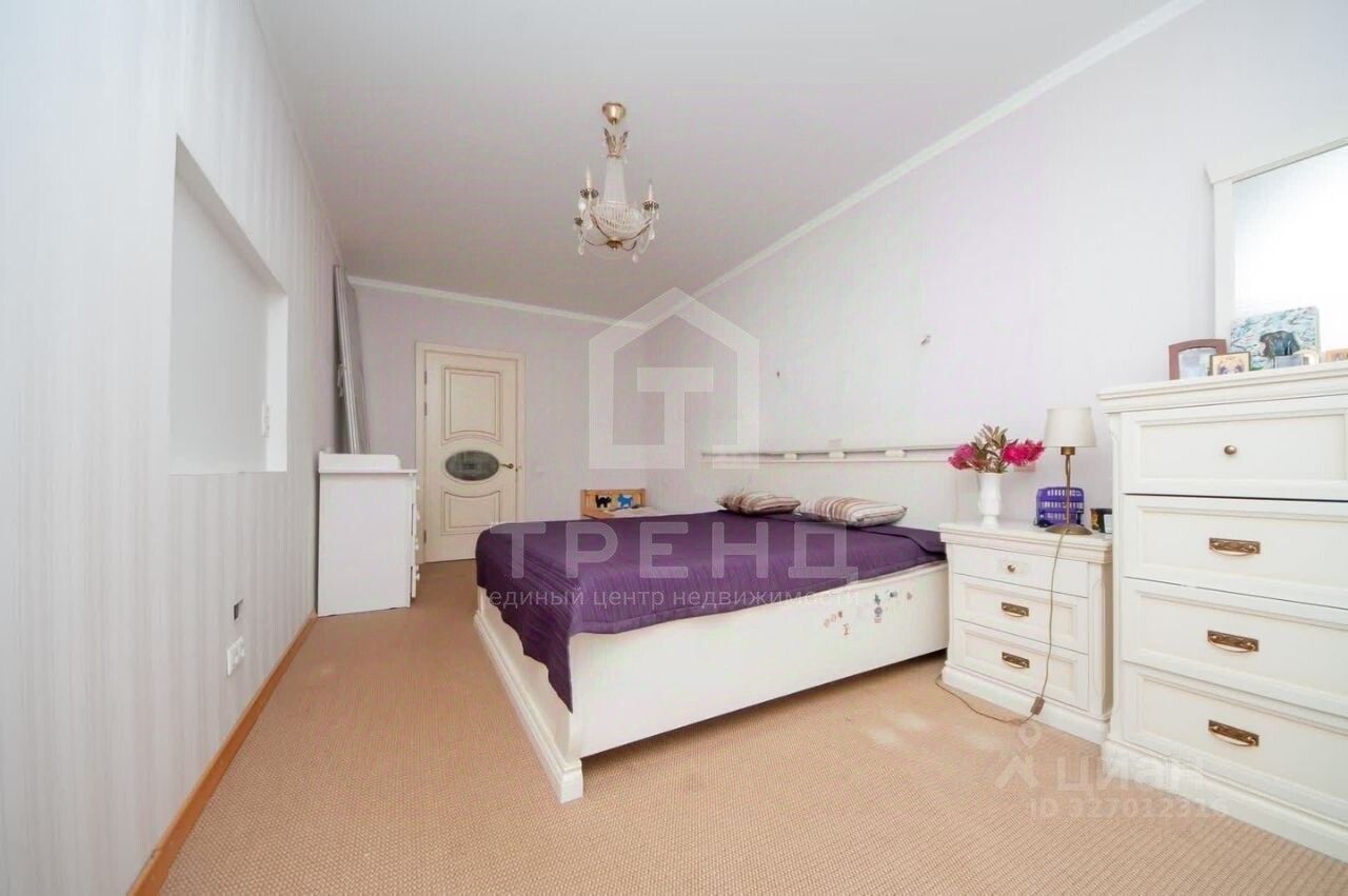 Продажа 4-комн квартиры на вторичном рынке переулок Клочков, 10к2