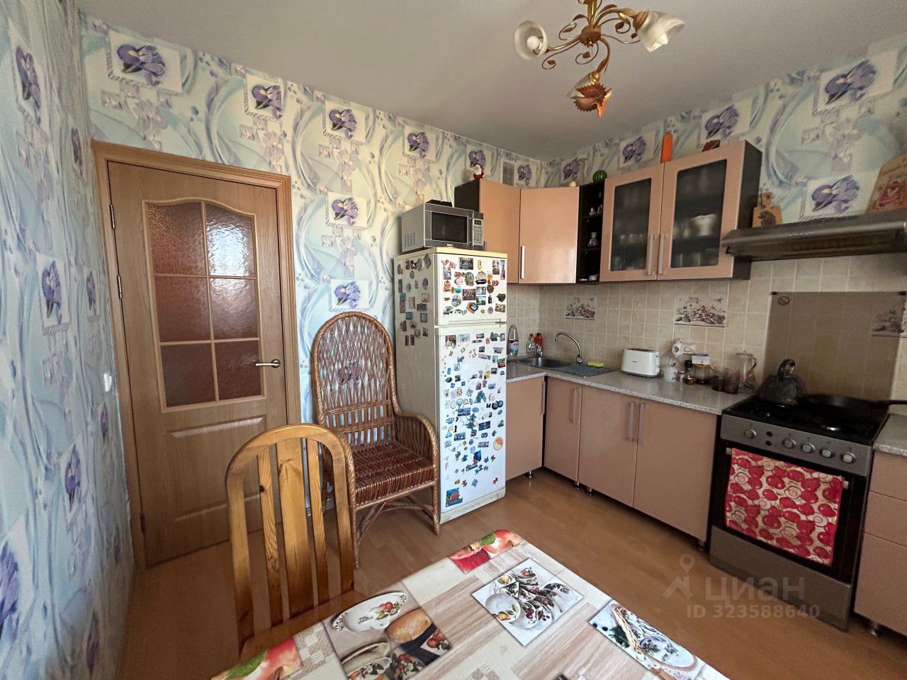 Продажа 2-комн квартиры на вторичном рынке Гатчина, улица Рощинская, 17Бк1