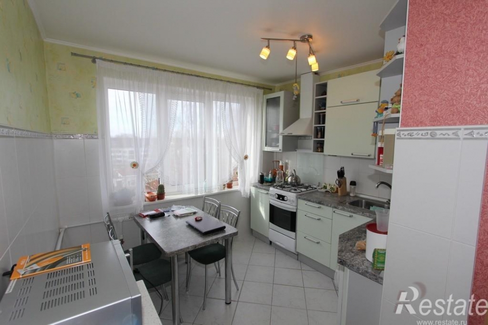 Продажа 2-комн квартиры на вторичном рынке Советская,  д. 14