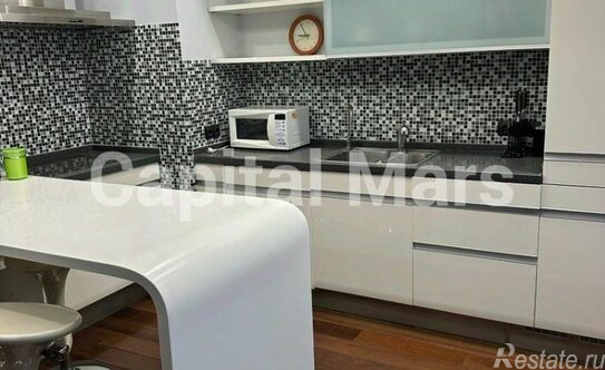 Аренда 4-комн квартиры на вторичном рынке улица Дунаевского,  д. 7