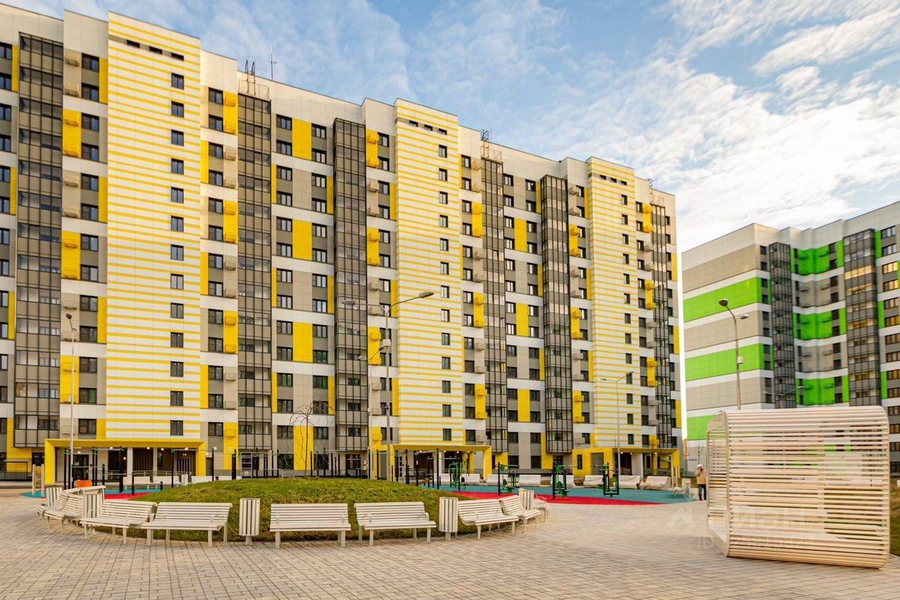 Продажа 3-комн квартиры на вторичном рынке Долгопрудная аллея, 15к2