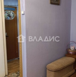 Продажа 1-комн квартиры на вторичном рынке ул Ставропольская,  д. 17,  к. 2