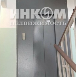 Продажа 2-комн квартиры на вторичном рынке улица Фабрициуса,  д. 6 с1