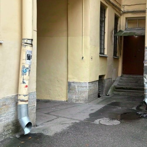 4-комн квартира 12-я Васильевского острова линия, 13