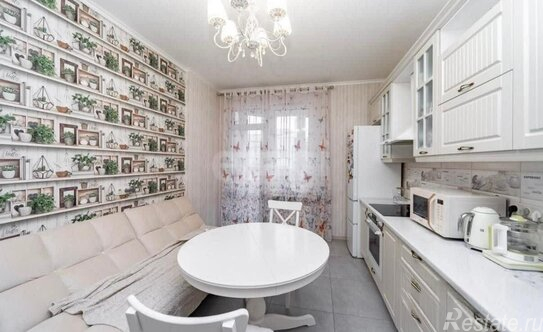 Продажа 1-комн квартиры на вторичном рынке проспект Героев,  д. 32