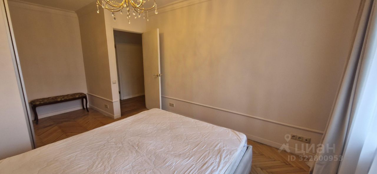 Продажа 3-комн квартиры на вторичном рынке Русаковская улица, 25