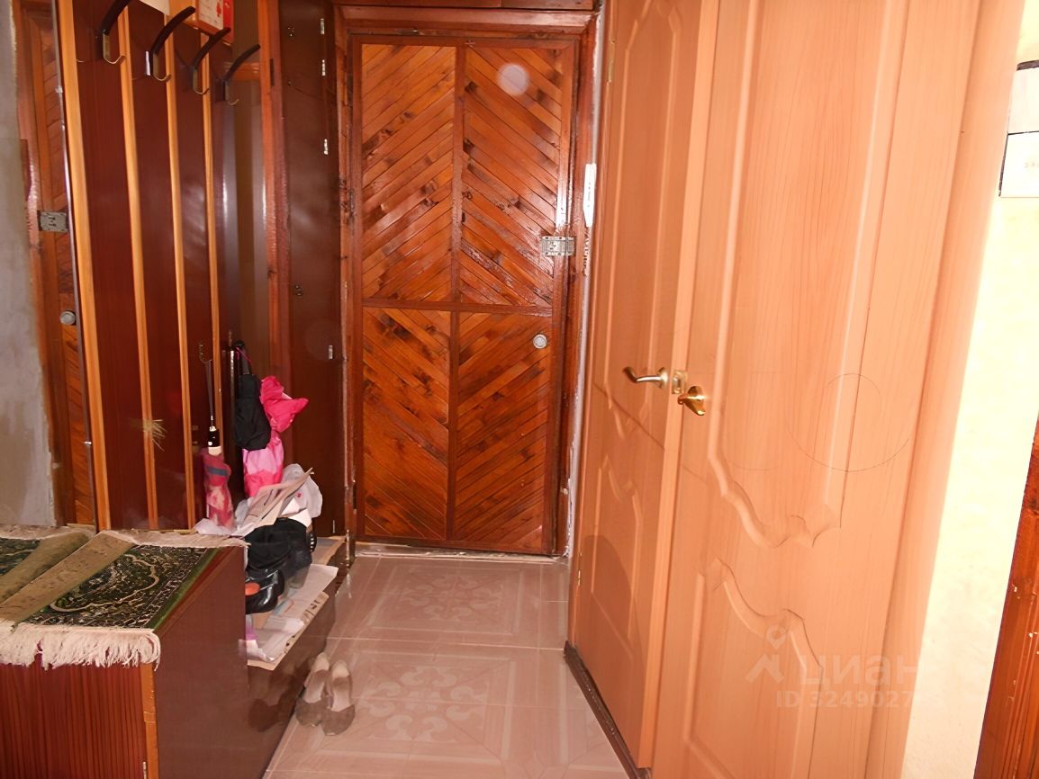 Продажа 3-комн квартиры на вторичном рынке Будапештская улица, 14К1