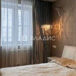 Продажа 3-комн квартиры на вторичном рынке Одинцовский городской округ, Триумфальная улица,  д. 3