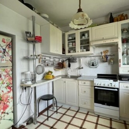 Продажа 3-комн квартиры на вторичном рынке ул Маршала Катукова,  д. 11,  к. 2
