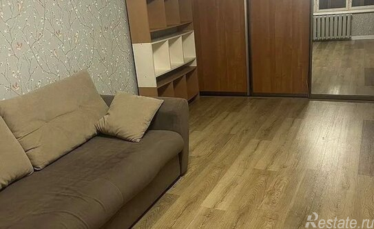 Аренда 1-комн квартиры на вторичном рынке ул Введенского,  д. 13,  к. 1