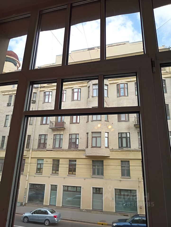 Продажа 6-комн квартиры на вторичном рынке Каменноостровский пр-кт,  д. 50