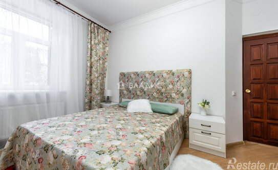 Продажа 2-комн квартиры на вторичном рынке Московский пр-кт,  д. 182