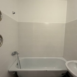 Продажа 2-комн квартиры на вторичном рынке Ручьевская дор,  д. 123 к3