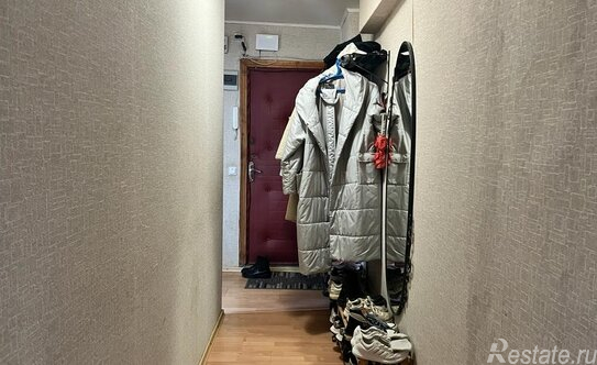 Продажа 3-комн квартиры на вторичном рынке ул Алтайская,  д. 2