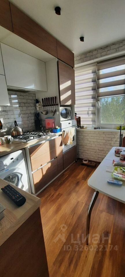 Продажа 2-комн квартиры на вторичном рынке Коммунар г., улица Пионерская, 21