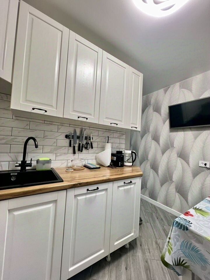 Продажа 3-комн квартиры на вторичном рынке улица Димитрова, 10К1