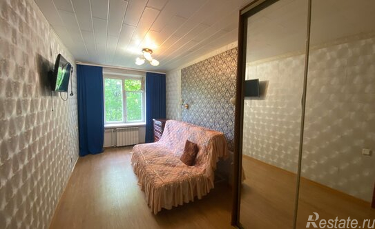 Продажа 3-комн квартиры на вторичном рынке ул Чугунные Ворота,  д. 17