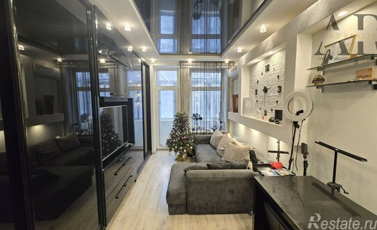 Продажа 3-комн квартиры на вторичном рынке ул Глебовская,  д. 10