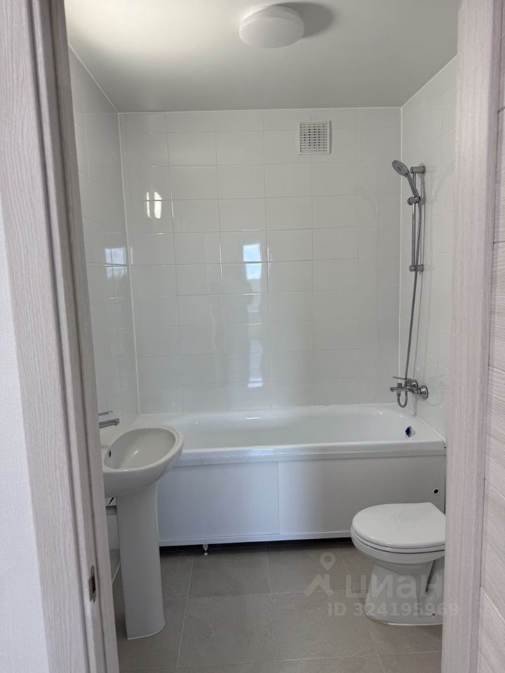 Продажа 3-комн квартиры на вторичном рынке Кусковская улица, 12/1