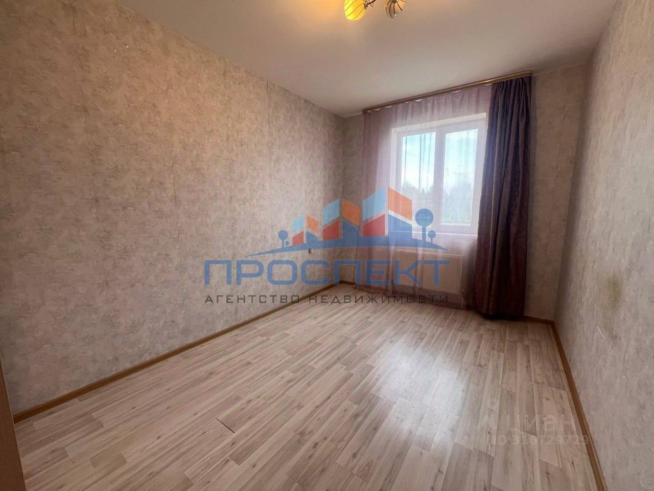 Продажа 2-комн квартиры на вторичном рынке д. Алфимово, улица Новоселов, 4