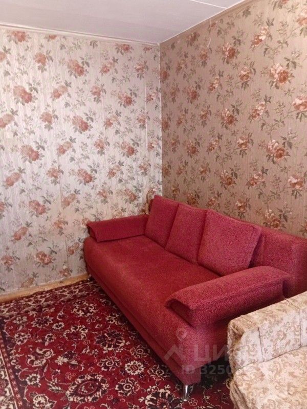 Продажа 2-комн квартиры на вторичном рынке Чехов, улица Чехова, 2