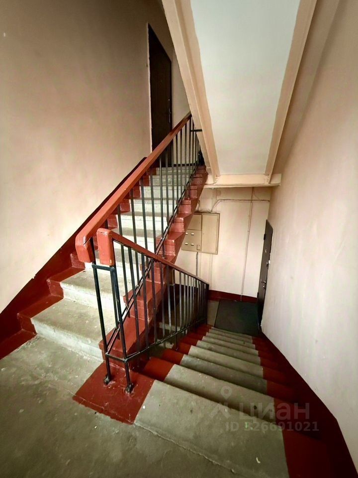 Продажа 2-комн квартиры на вторичном рынке улица Решетникова, 17К1