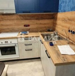 Продажа 2-комн квартиры на вторичном рынке Абрамцевская улица,  д. 12