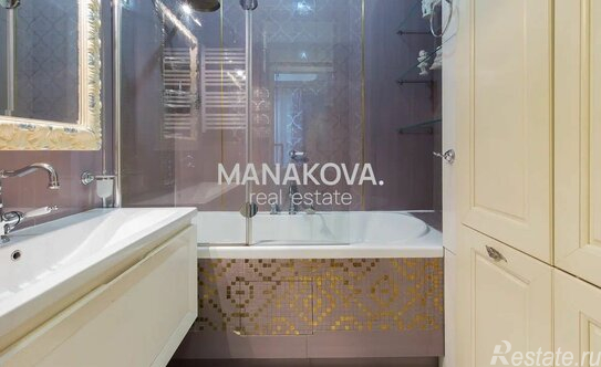 Продажа 3-комн квартиры на вторичном рынке Киевская улица,  д. 5 литЧА