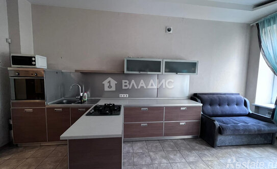 Продажа 2-комн квартиры на вторичном рынке Почтамтская улица,  д. 13