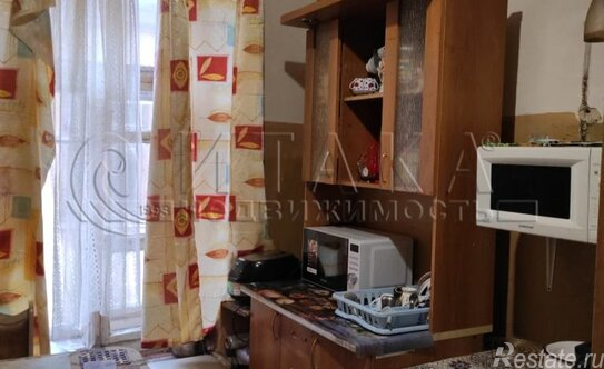 Продажа 4-комн квартиры на вторичном рынке Казачий Б. пер,  д. 9