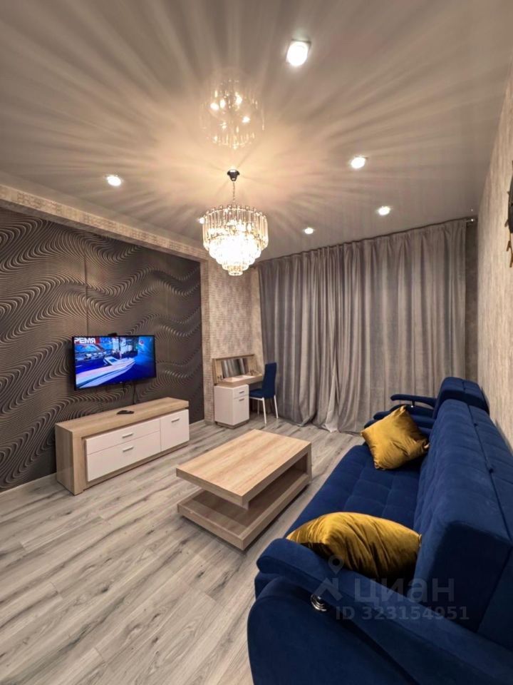 Аренда 1-комн квартиры на вторичном рынке проспект Патриотов, 34