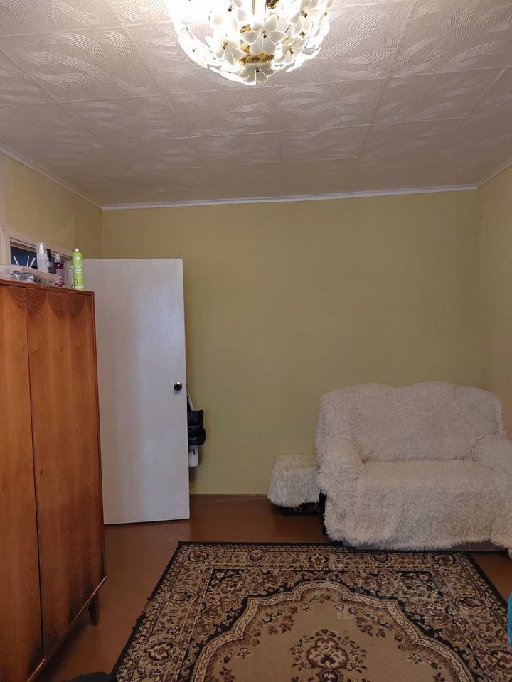 Продажа 1-комн квартиры на вторичном рынке Кингисепп, улица Жукова, 12а