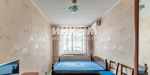 3-комн квартира ул Академика Комарова,  д. 5