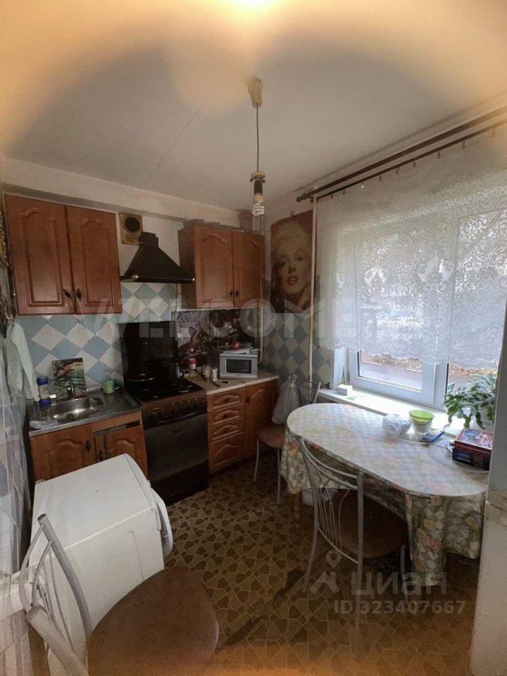 Продажа 2-комн квартиры на вторичном рынке Щелково, Краснознаменская улица, 10а