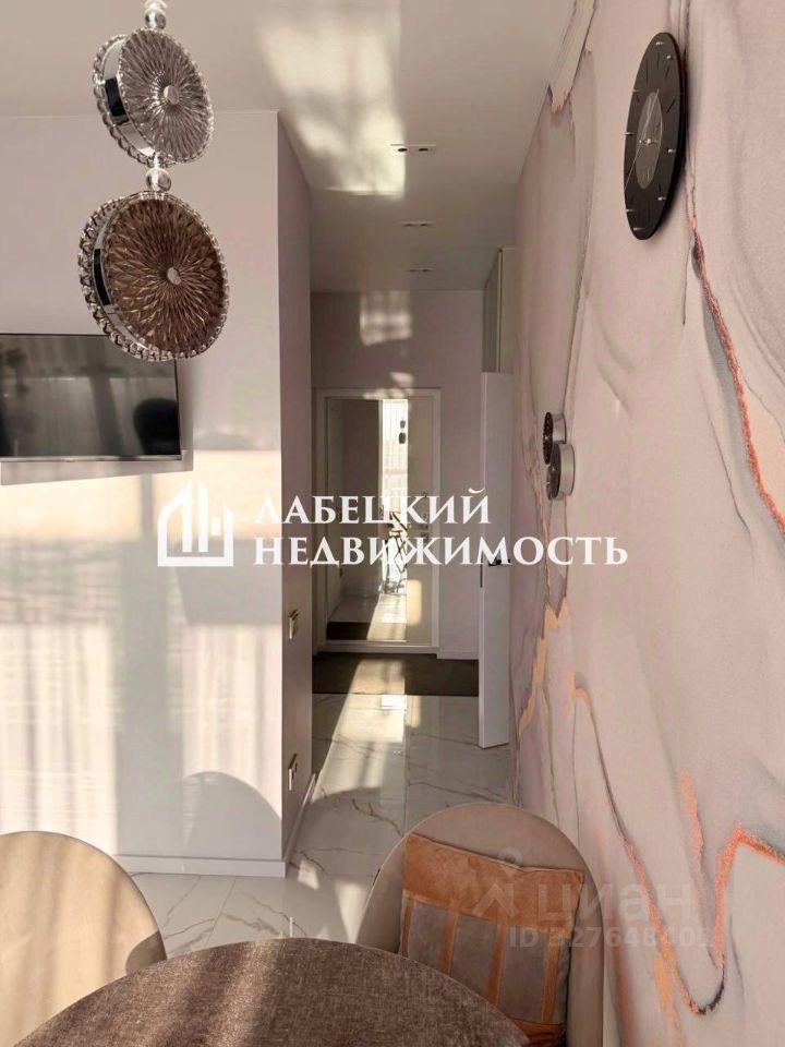 Продажа 1-комн квартиры на вторичном рынке улица Адмирала Трибуца, 8