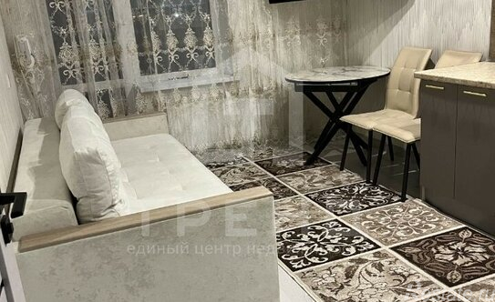 Продажа 1-комн квартиры на вторичном рынке улица Фёдора Котанова,  д. 5 к1