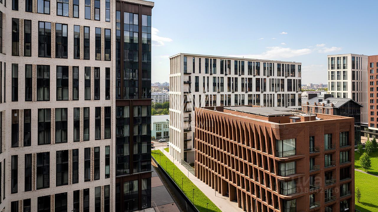 Продажа 3-комн квартиры на вторичном рынке улица Усачева, 15А