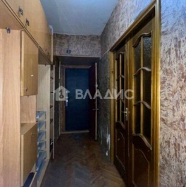 Продажа 2-комн квартиры на вторичном рынке Клинская улица,  д. 4 к1