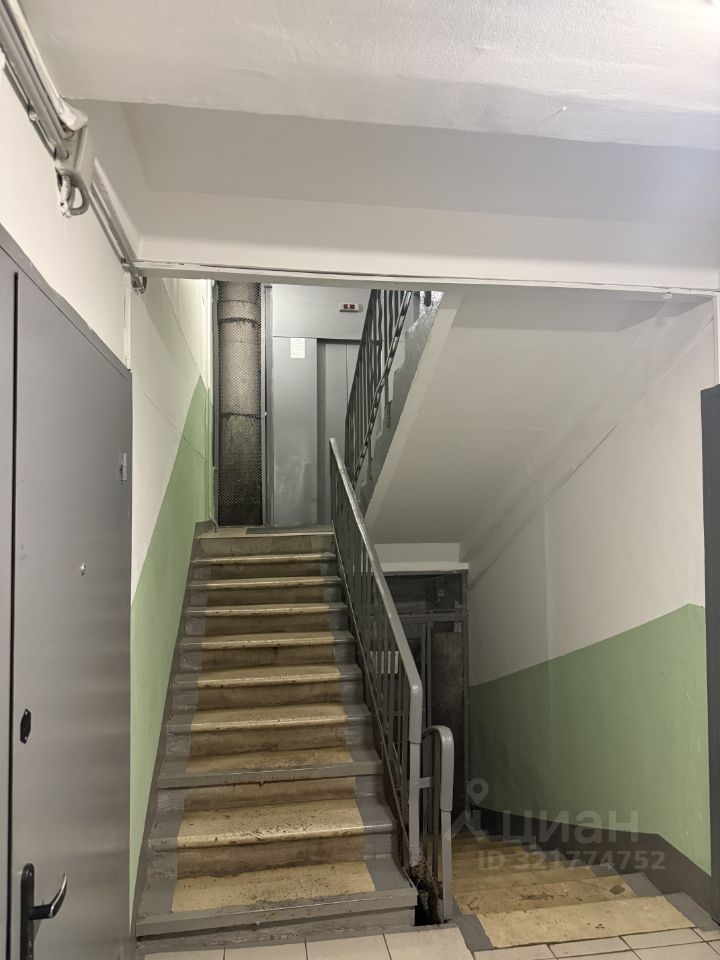 Продажа 1-комн квартиры на вторичном рынке бульвар Маршала Рокоссовского, 8К1