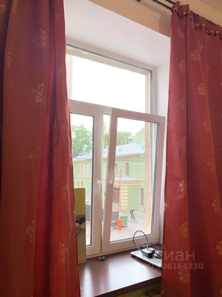 Аренда комнаты улица Михайлова, 1