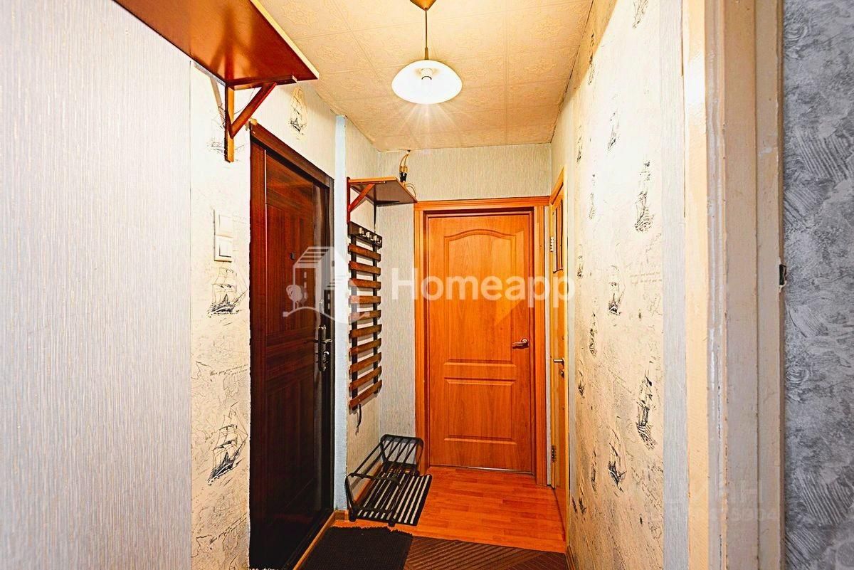 Продажа 2-комн квартиры на вторичном рынке Реутов, Советская улица, 21