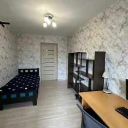 Продажа 3-комн квартиры на вторичном рынке Комендантский пр-кт,  д. 28,  к. 2