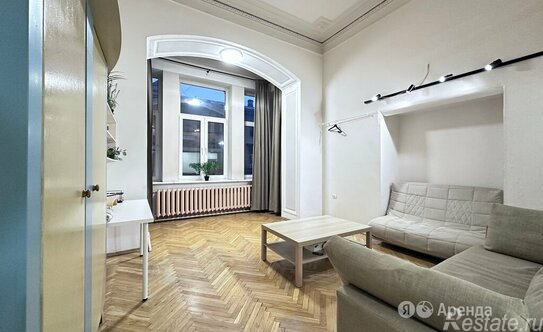 Аренда 2-комн квартиры на вторичном рынке Колокольная улица,  д. 5