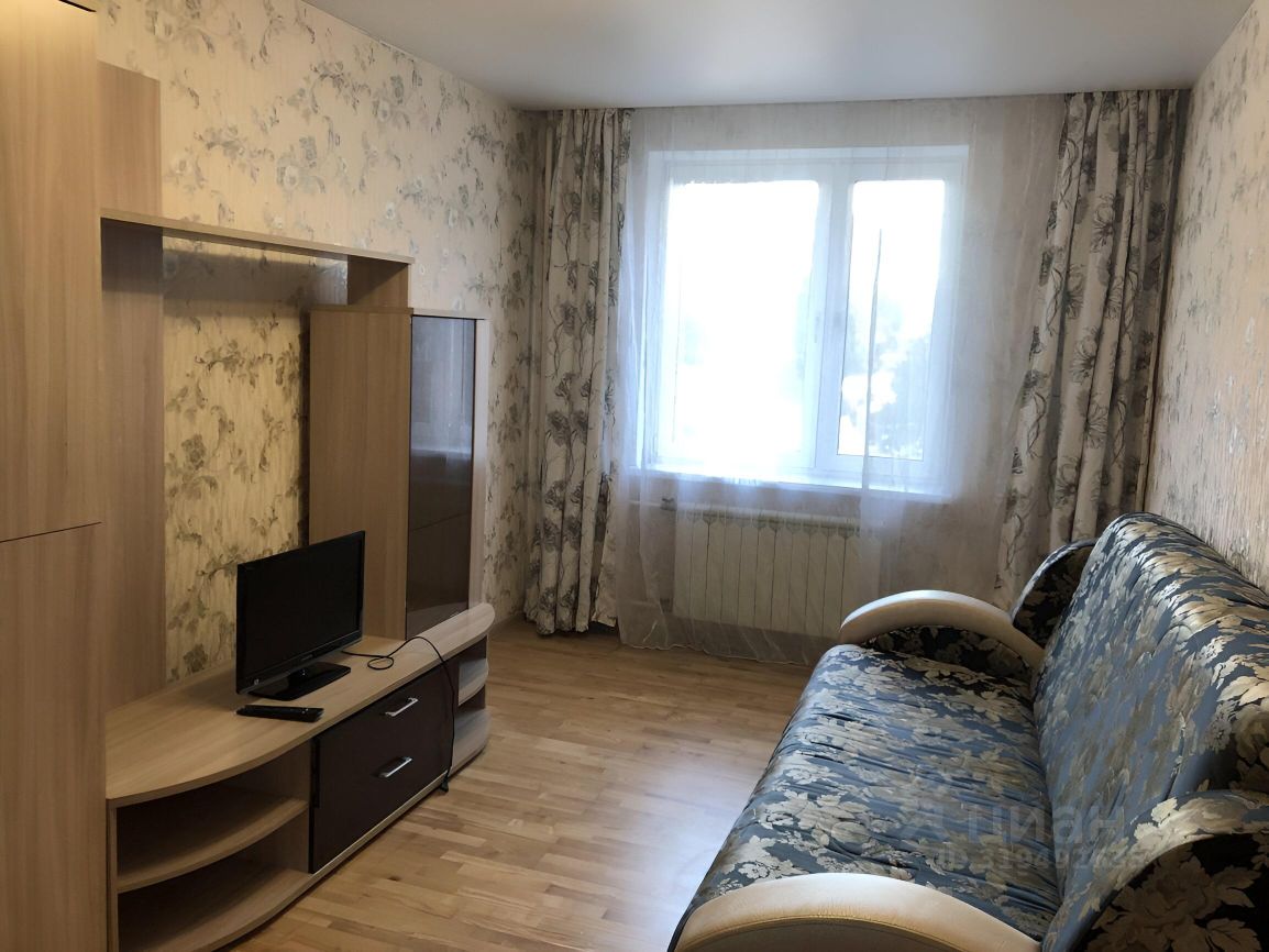 Продажа 2-комн квартиры на вторичном рынке Нахабино пгт, улица Новая Лесная, 9