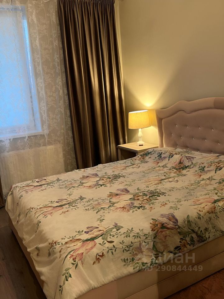 Аренда 3-комн квартиры на вторичном рынке Железнодорожный мкр, Балашиха, проспект Героев,  д. 20