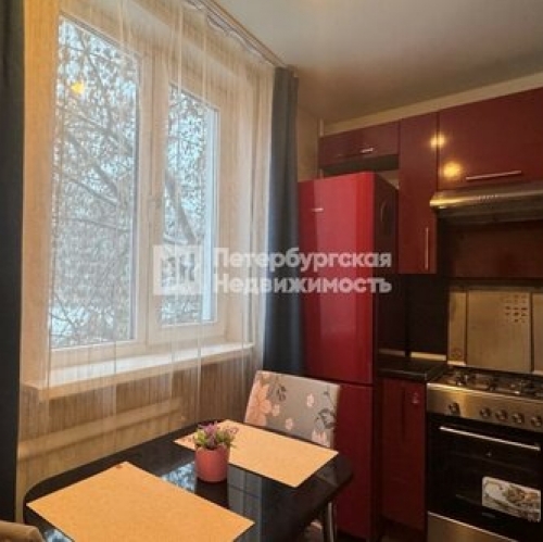 1-комн квартира ул Ярослава Гашека,  д. 12/100