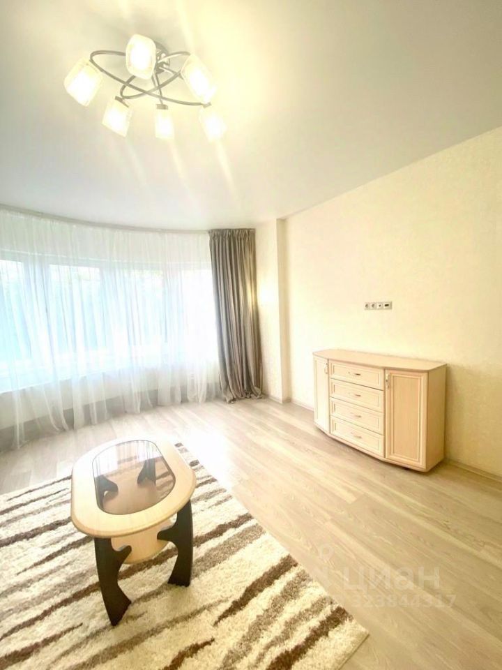 Аренда 2-комн квартиры на вторичном рынке Новоивановское пгт, шоссе Можайское, 50