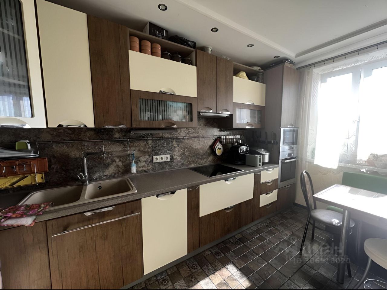 Продажа 4-комн квартиры на вторичном рынке проезд Чечерский, 92